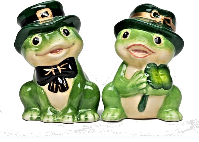 Party Favors Plus Ceramic Frog Salt and Pepper Shaker Set Green 2 Piece