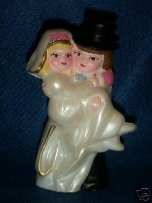 Party Favors Plus Plastic Bride and Groom Statue 4.5 Inch