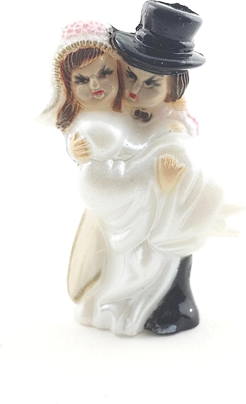 Party Favors Plus Bride and Groom Figurine White Gold Plastic 2 Inch 12 Piece