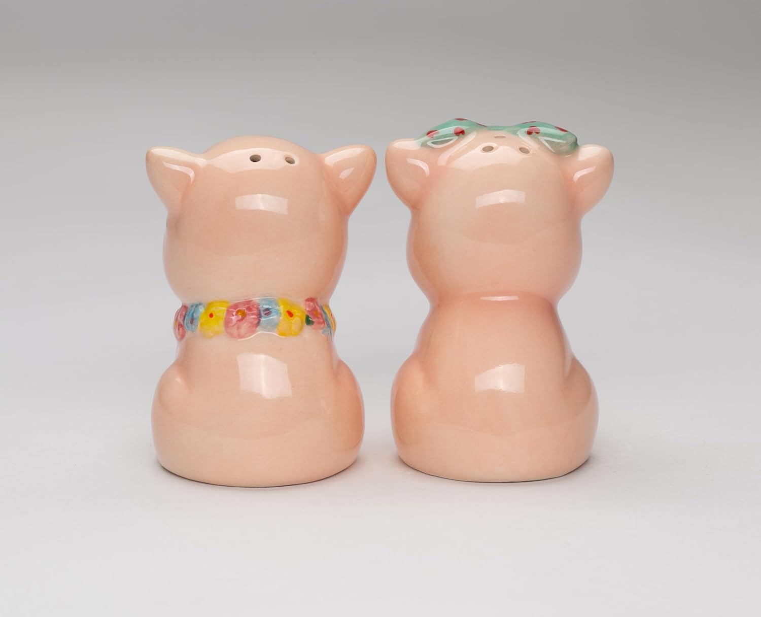 Cosmos Gifts Fine Ceramic Happy Pigs Couple Salt & Pepper Shakers Set 3-1/8" H