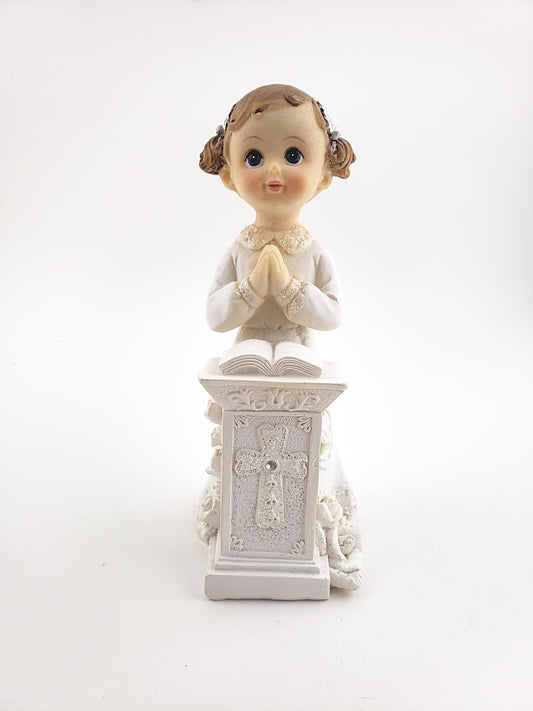 Party Favors Plus White Polyresin First Communion Praying Girl Figurine 6 Inch