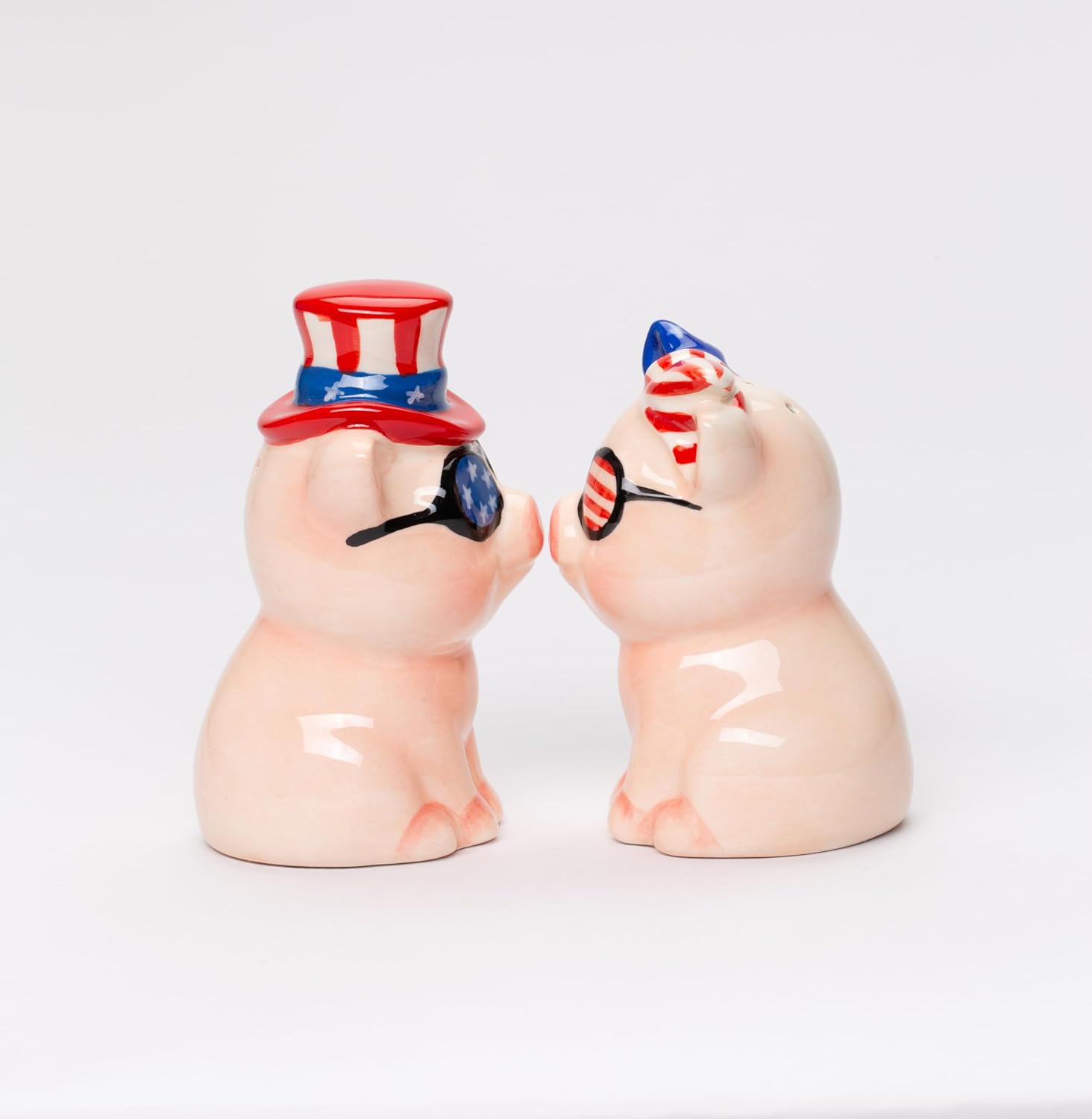 Cosmos Gifts Fine Ceramic Patriotic Fourth of July Love Couple Pig Salt & Pepper Shakers Set 3-1/2" H 21083