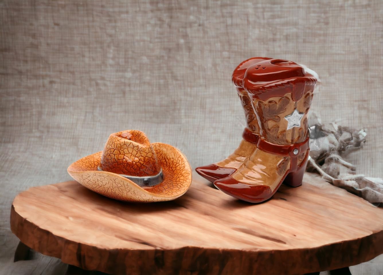 Cosmos Gifts Fine Ceramic Western Cowboy Hat & Boot with Spur Design Salt & Pepper Shakers Set 3" H