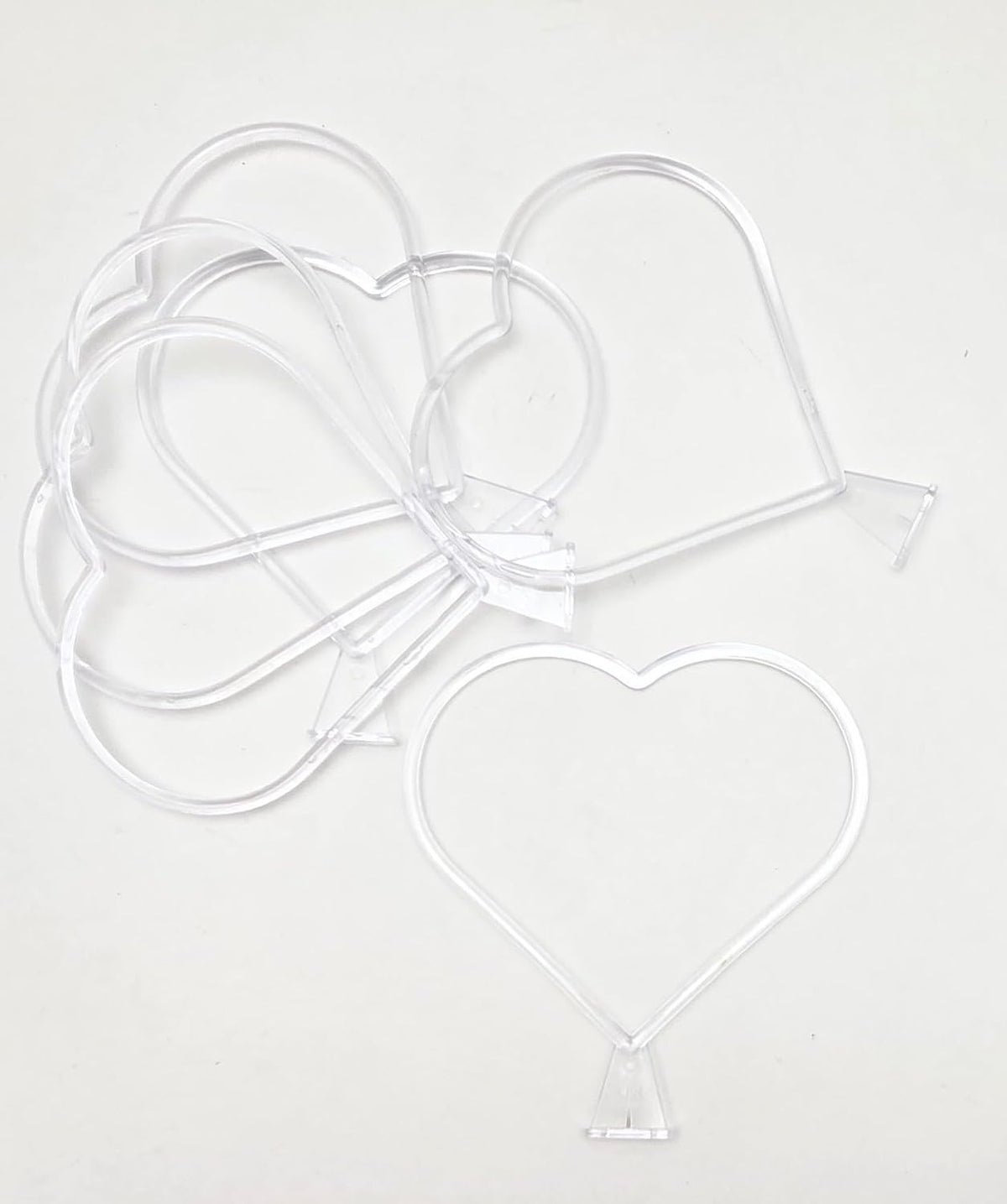 Clear Plastic Heart Craft Backdrop Stands, 6 Pieces
