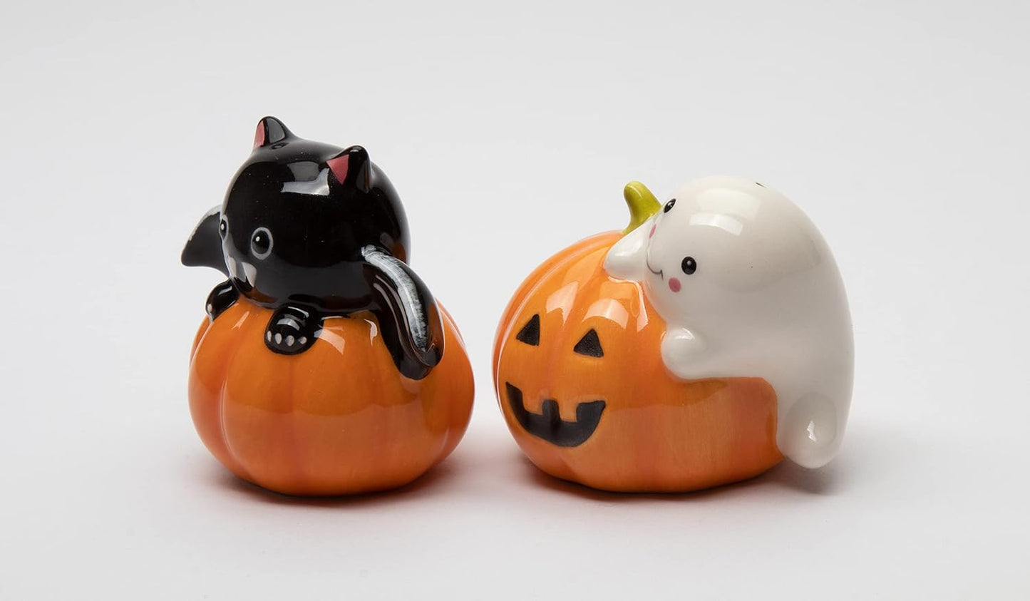 Cosmos Gifts Fine Ceramic Halloween Casper & Bat Dracula on Pumpkin Salt & Pepper Shakers Set 3-1/8" L