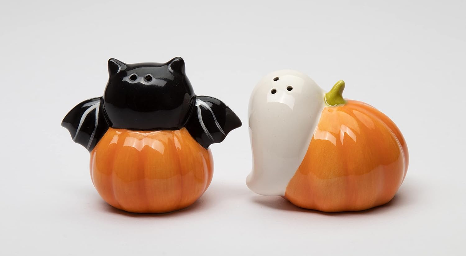Cosmos Gifts Fine Ceramic Halloween Casper & Bat Dracula on Pumpkin Salt & Pepper Shakers Set 3-1/8" L