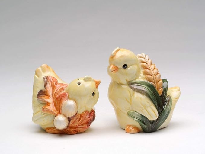 Cosmos Gifts Fine Ceramic Harvest Chicken Baby Chicks with Wheat and Acorn Design Salt & Pepper Shakers Set 3-1/8" H