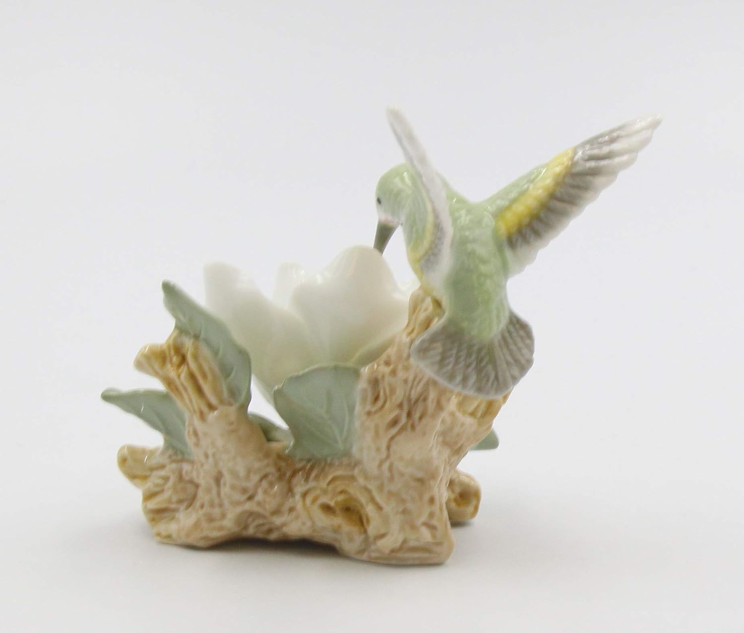 Cosmos Gifts Fine Porcelain Hummingbird with Magnolia Figurine 4" H 96402