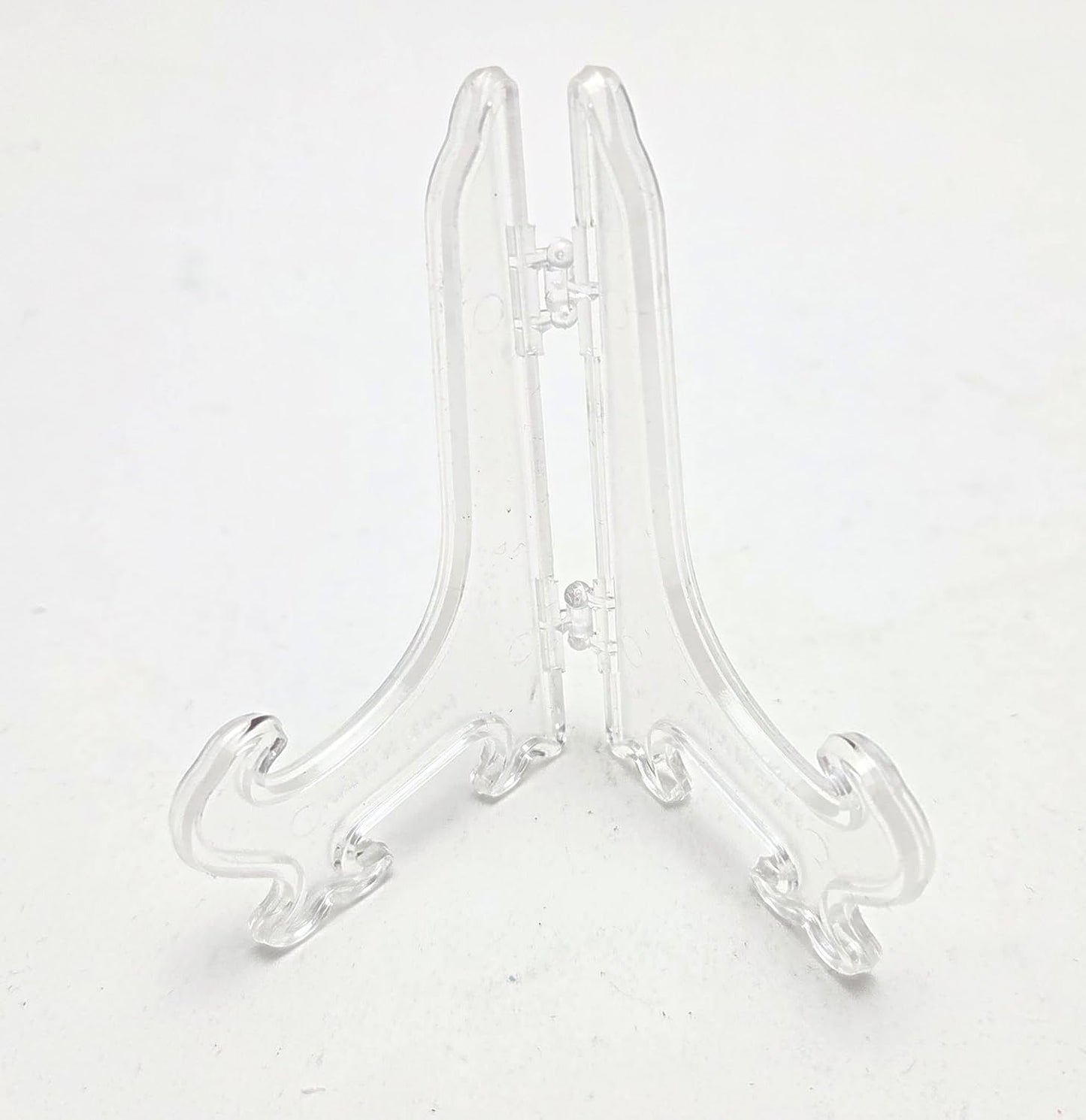 Party Favors Plus Clear Plastic Display Easel 3.5 Inch Glossy Stackable 18 Pcs