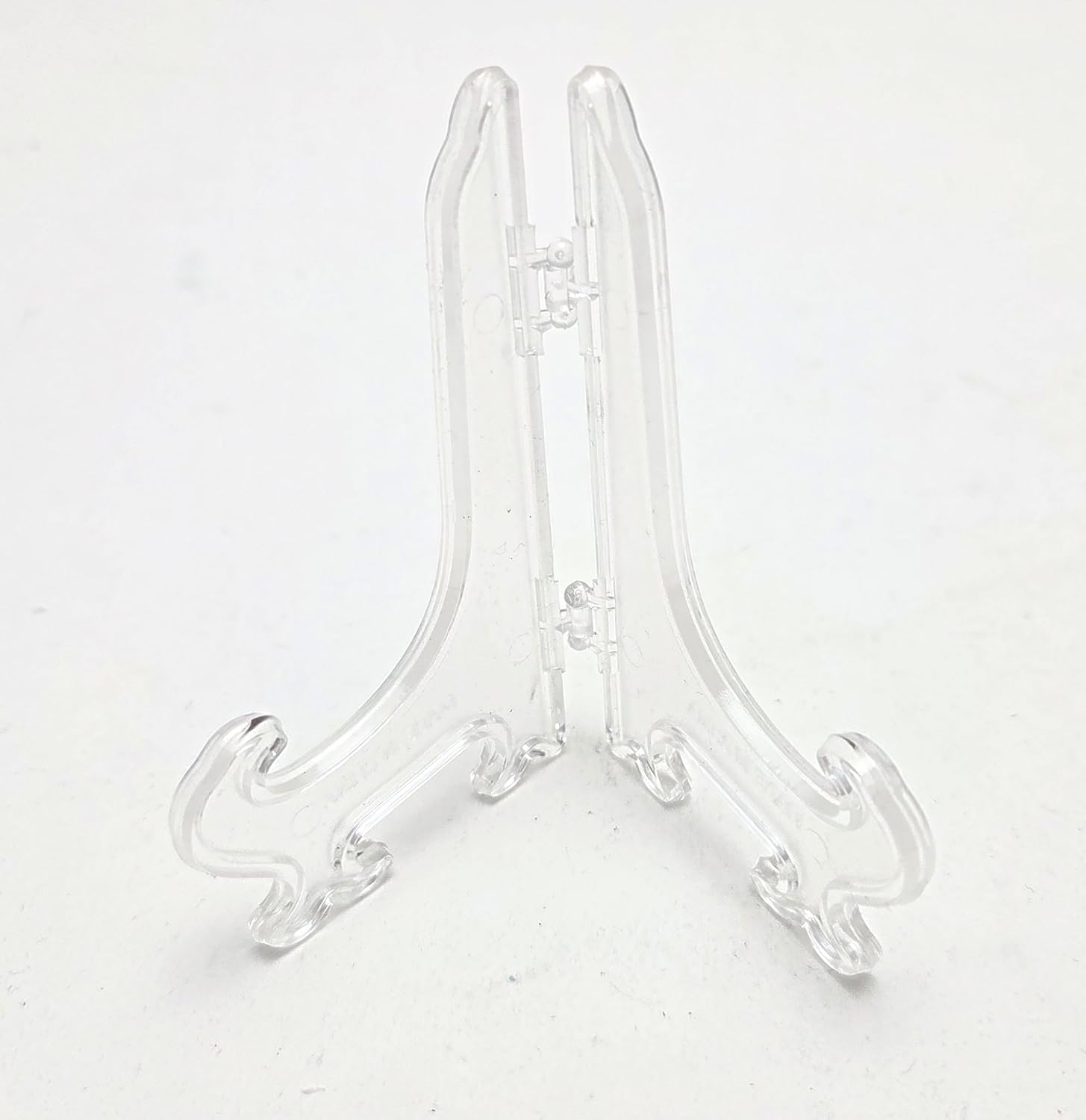 Party Favors Plus Clear Plastic Display Easel 3.5 Inch Glossy Stackable 18 Pcs