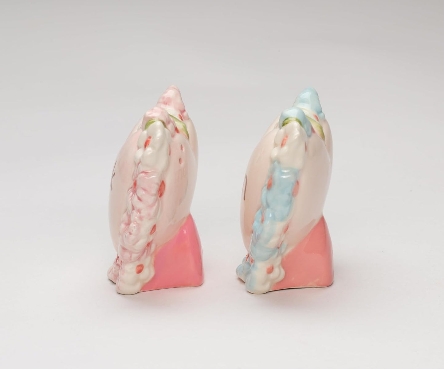 Cosmos Gifts Fine Ceramic Mothers Day Thank You Mom Salt & Pepper Shakers Set 3" H