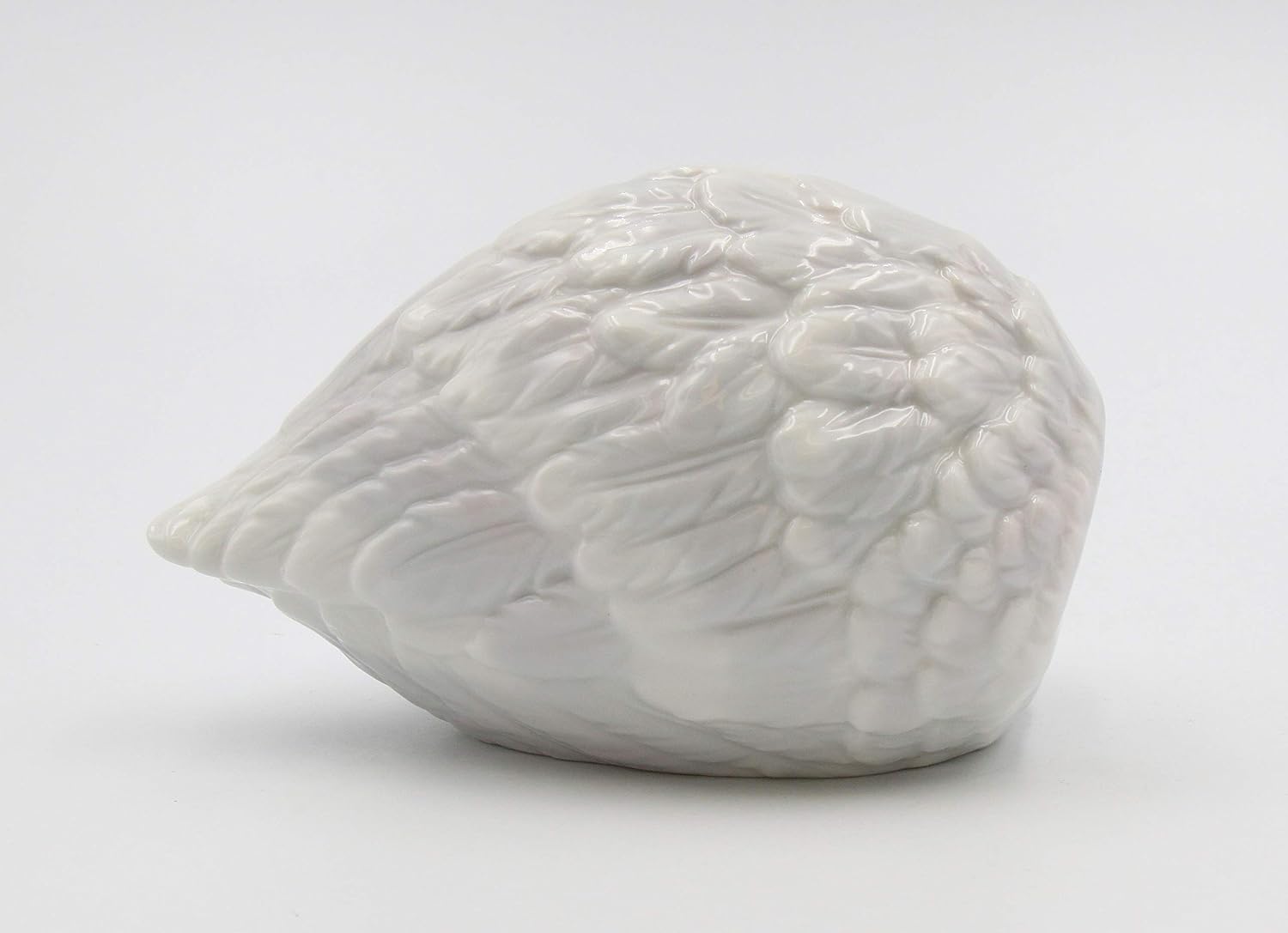 Cosmos Gifts Fine Ceramic Baby in Guardian Angel Wings Musical Figurine 6" H White