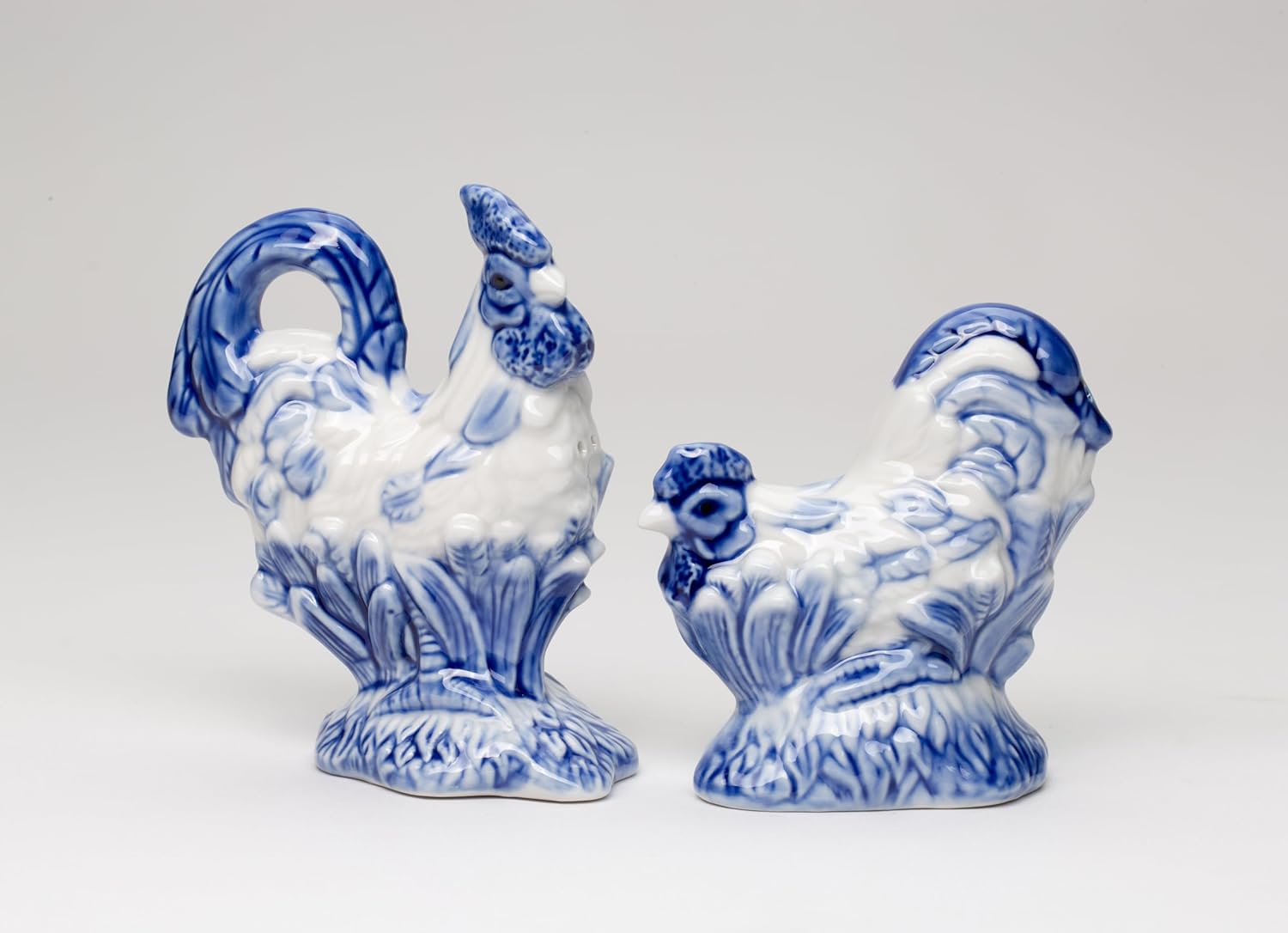 Cosmos Gifts Fine Ceramic Dutch Blue Rooster Salt & Pepper Shakers Set 4-3/8" H