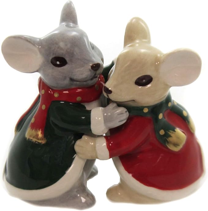 Cosmos Gifts Fine Ceramic Christmas Mouse Couple Hugging Salt & Pepper Shakers Set 3-3/8" H