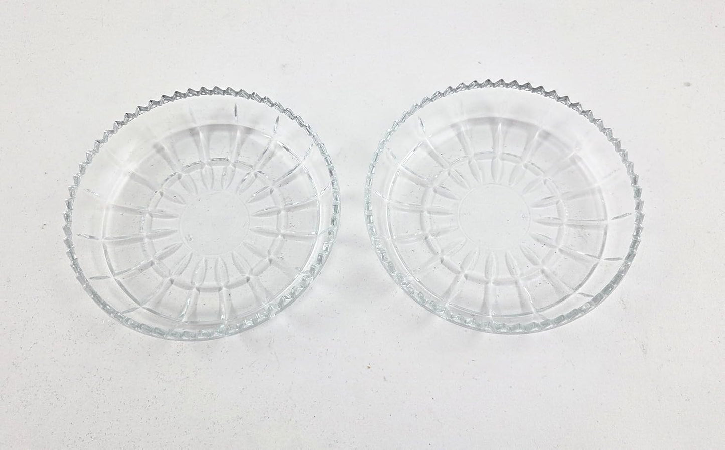 Party Favors Plus Clear Glass Bomboniera Favor Dishes Sawtooth Edge 4 Inch 2 Count