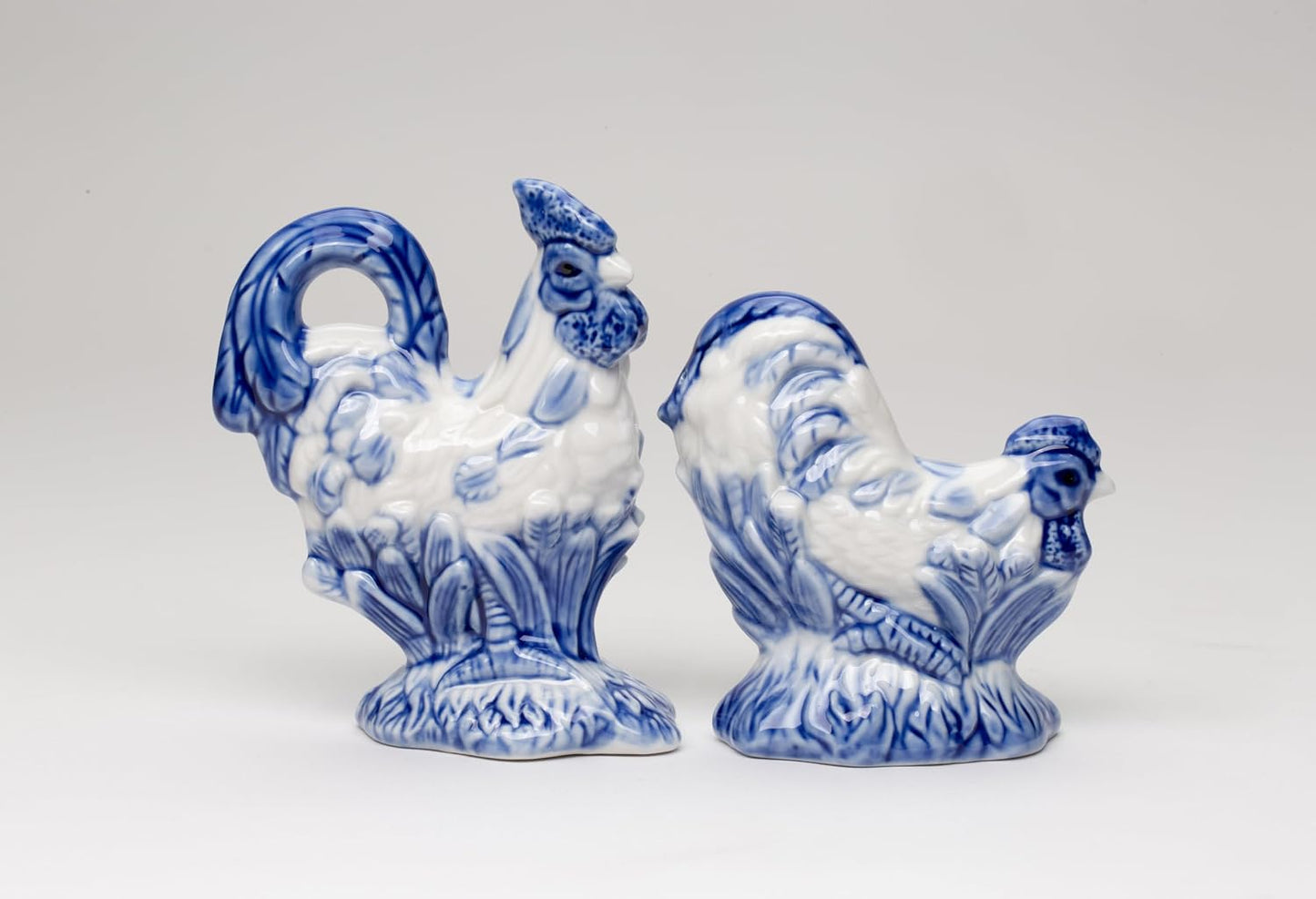Cosmos Gifts Fine Ceramic Dutch Blue Rooster Salt & Pepper Shakers Set 4-3/8" H