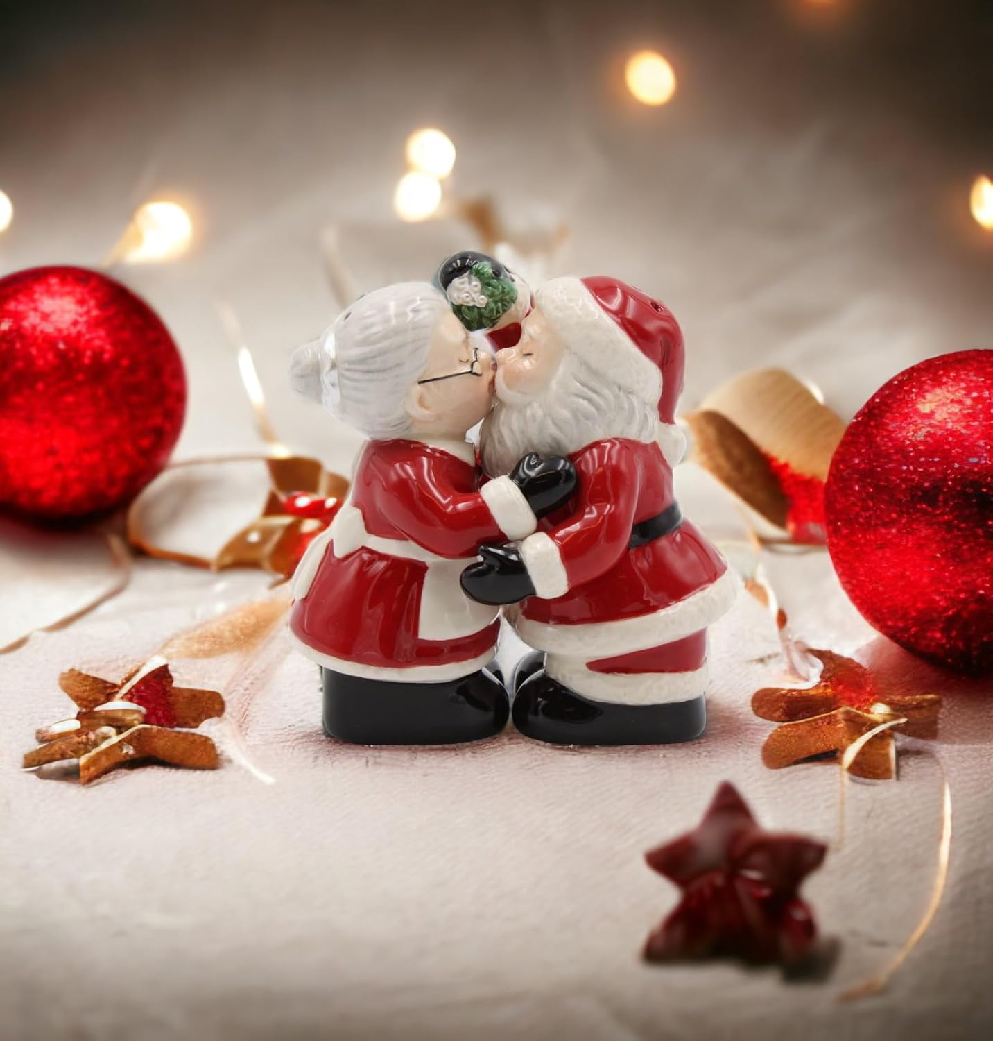 Cosmos Gifts Fine Ceramic Kissing Santa & Mrs. Claus Under Mistletoe Salt & Pepper Shakers Set 3-3/8" H