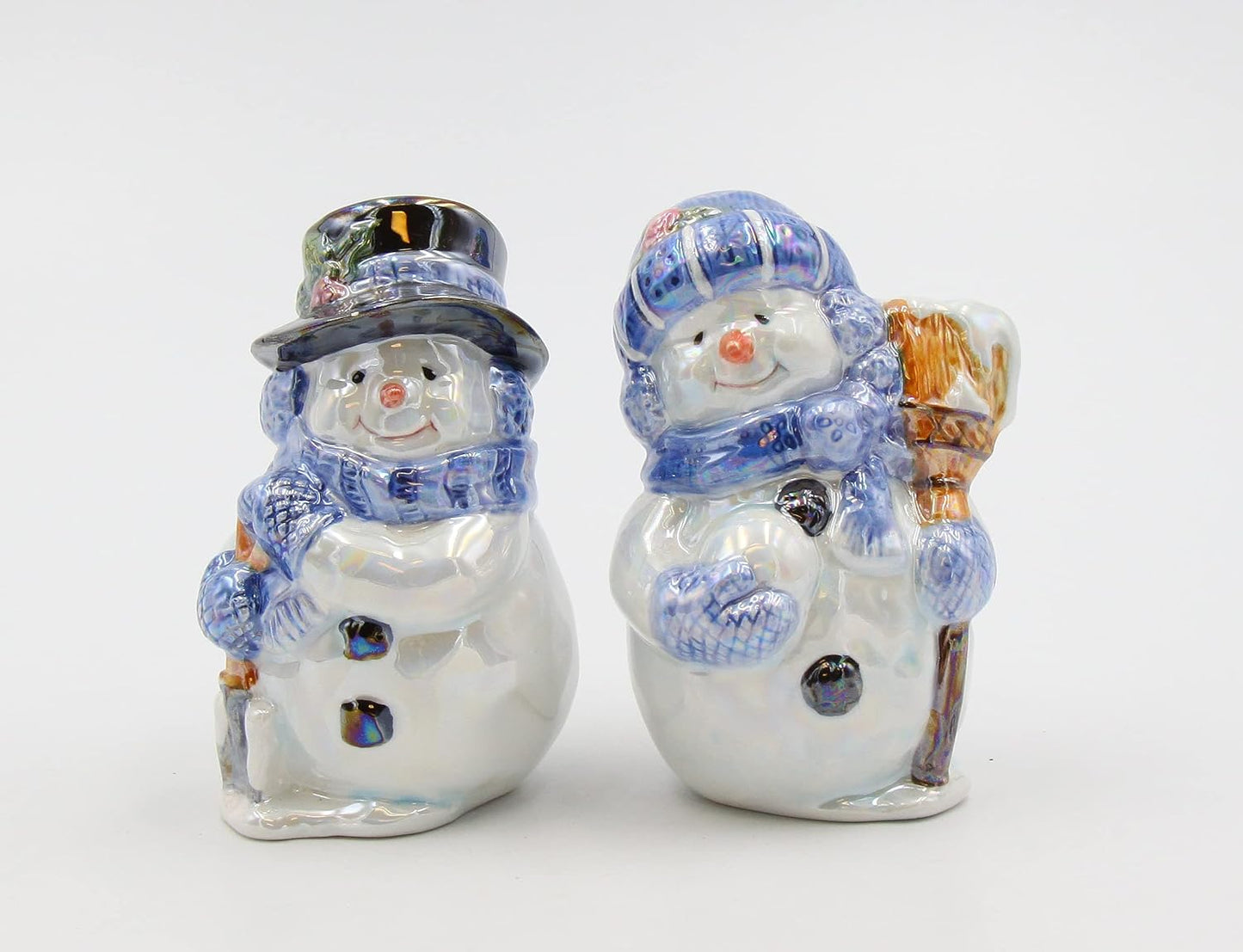 Cosmos Gifts Fine Ceramic Glossy Snowman Couple Salt and Pepper Shakers Set 3-1/2" H