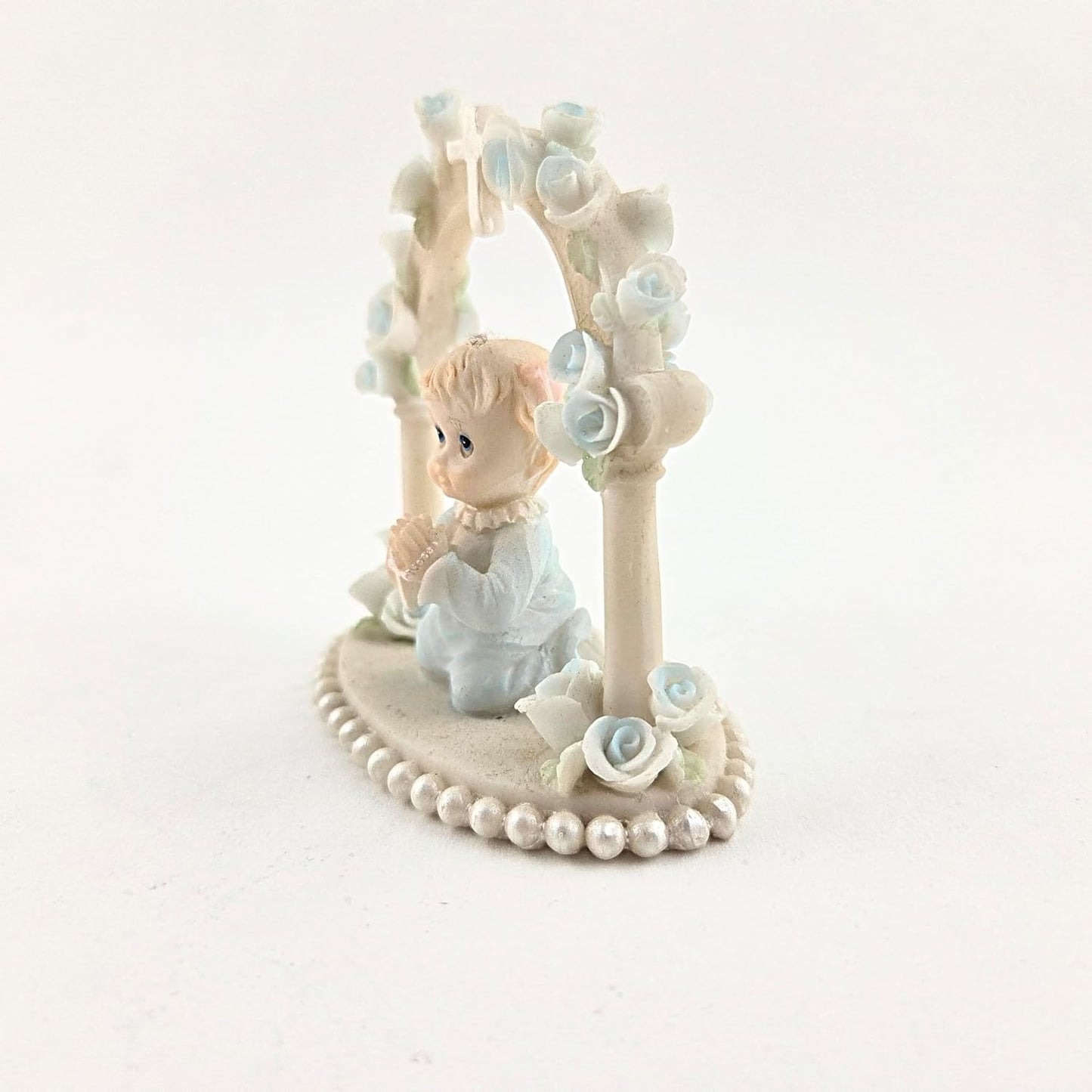 Party Favors Plus Child Praying Under Rose Arch Polyresin Figurine Multicolor 3.5 Inch