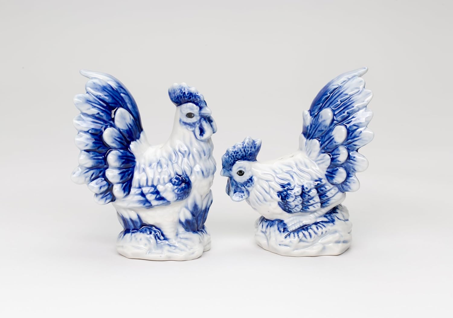 Cosmos Gifts Fine Ceramic Dutch Blue Rooster and Hen Salt and Pepper Shakers 4-1/8" H