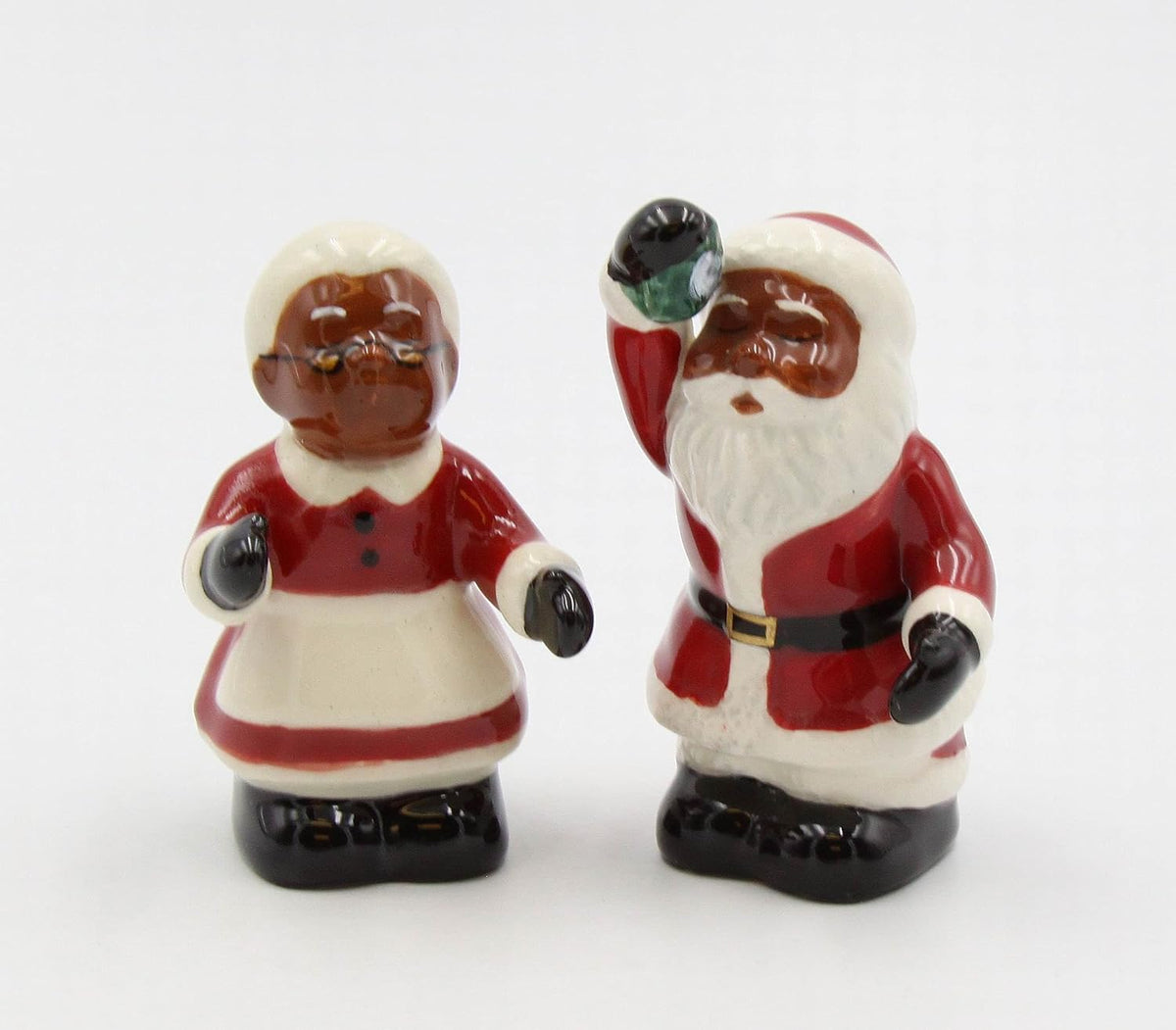 Cosmos Gifts Fine Ceramic African American Mr. & Mrs. Santa Claus Kissing Under Mistletoe Salt and Pepper Shakers Set of 2 3-3/8" H