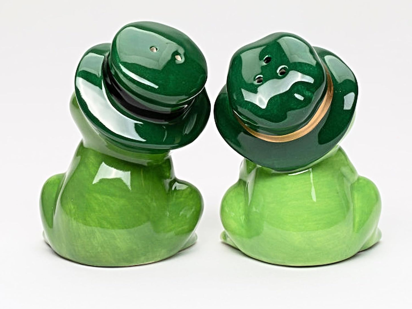 Party Favors Plus Ceramic Frog Salt and Pepper Shaker Set Green 2 Piece