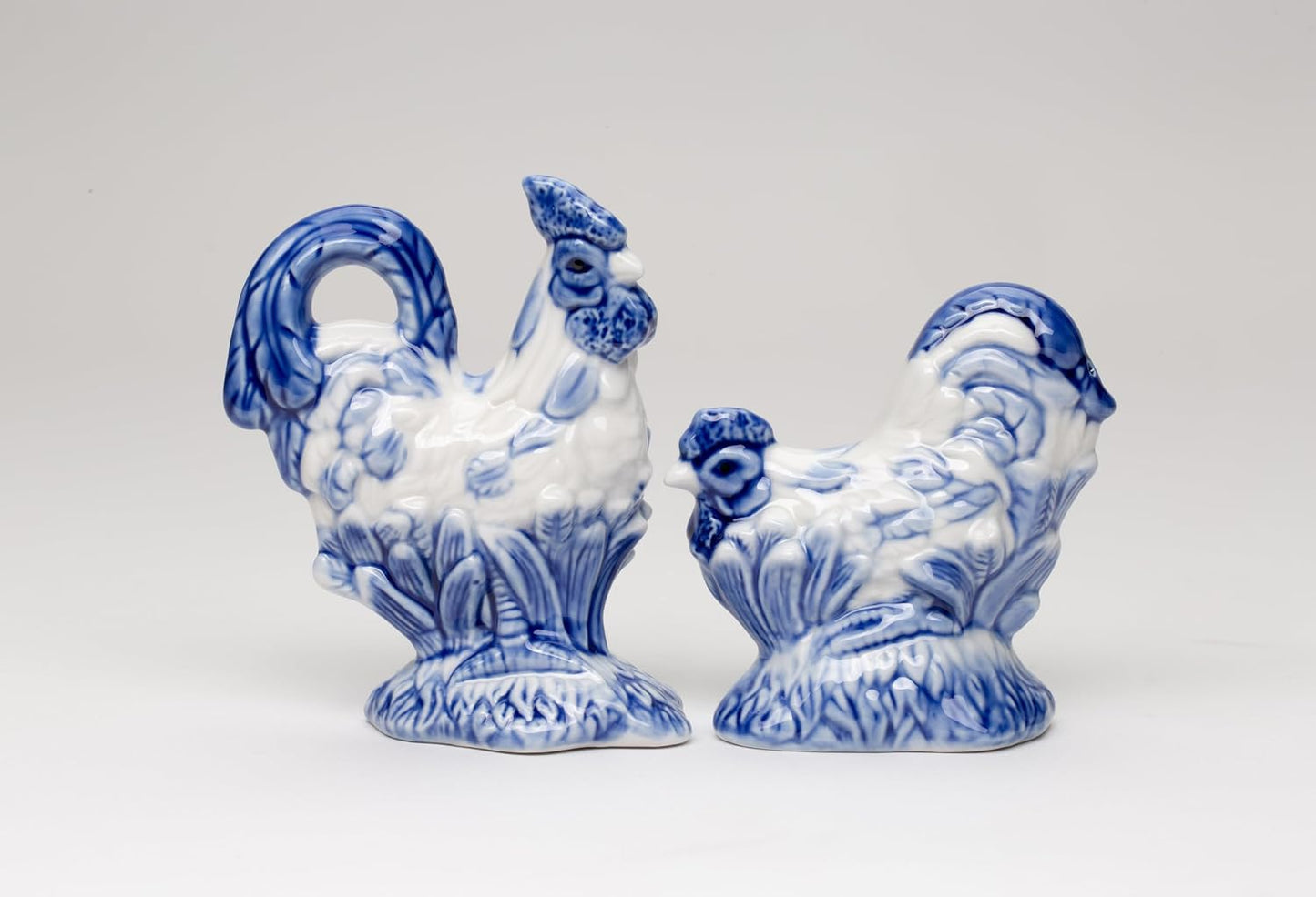Cosmos Gifts Fine Ceramic Dutch Blue Rooster Salt & Pepper Shakers Set 4-3/8" H
