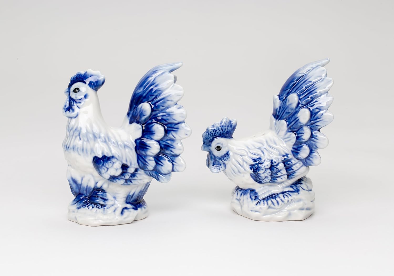 Cosmos Gifts Fine Ceramic Dutch Blue Rooster and Hen Salt and Pepper Shakers 4-1/8" H