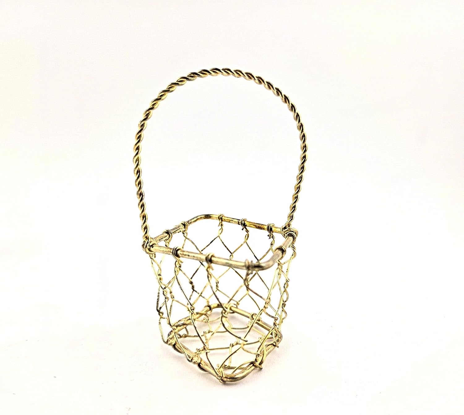 Party Favors Plus Gold Tone Miniature Diamond Shape Wire Basket with Twisted Handle 3.25 Inch 3 Piece Set