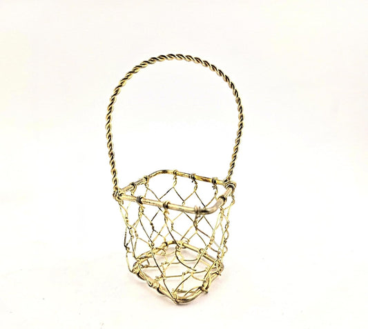 Party Favors Plus Gold Tone Miniature Diamond Shape Wire Basket with Twisted Handle 3.25 Inch 3 Piece Set