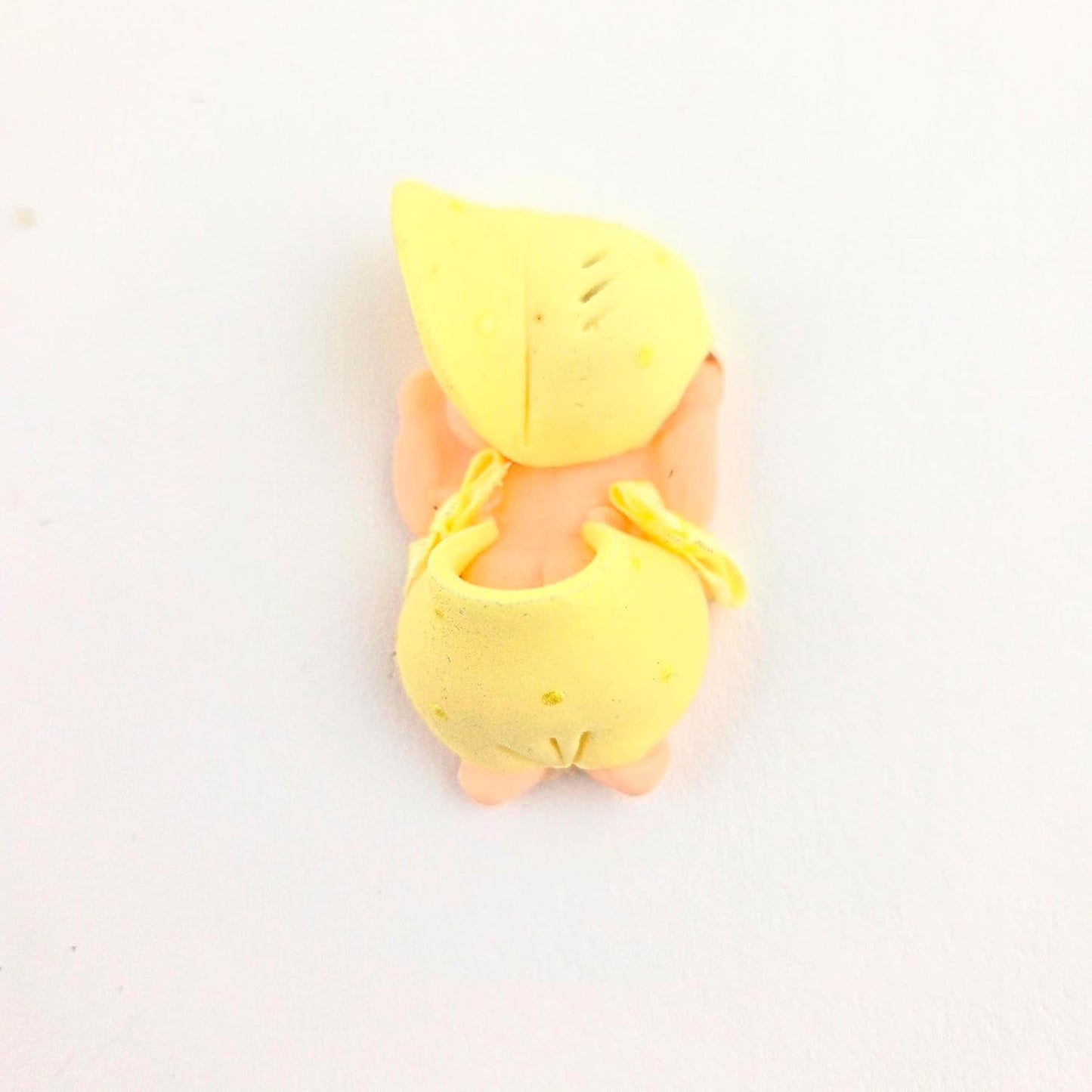 Party Favors Plus Cold Porcelain Sleeping Baby Figurines Yellow 12 Count
