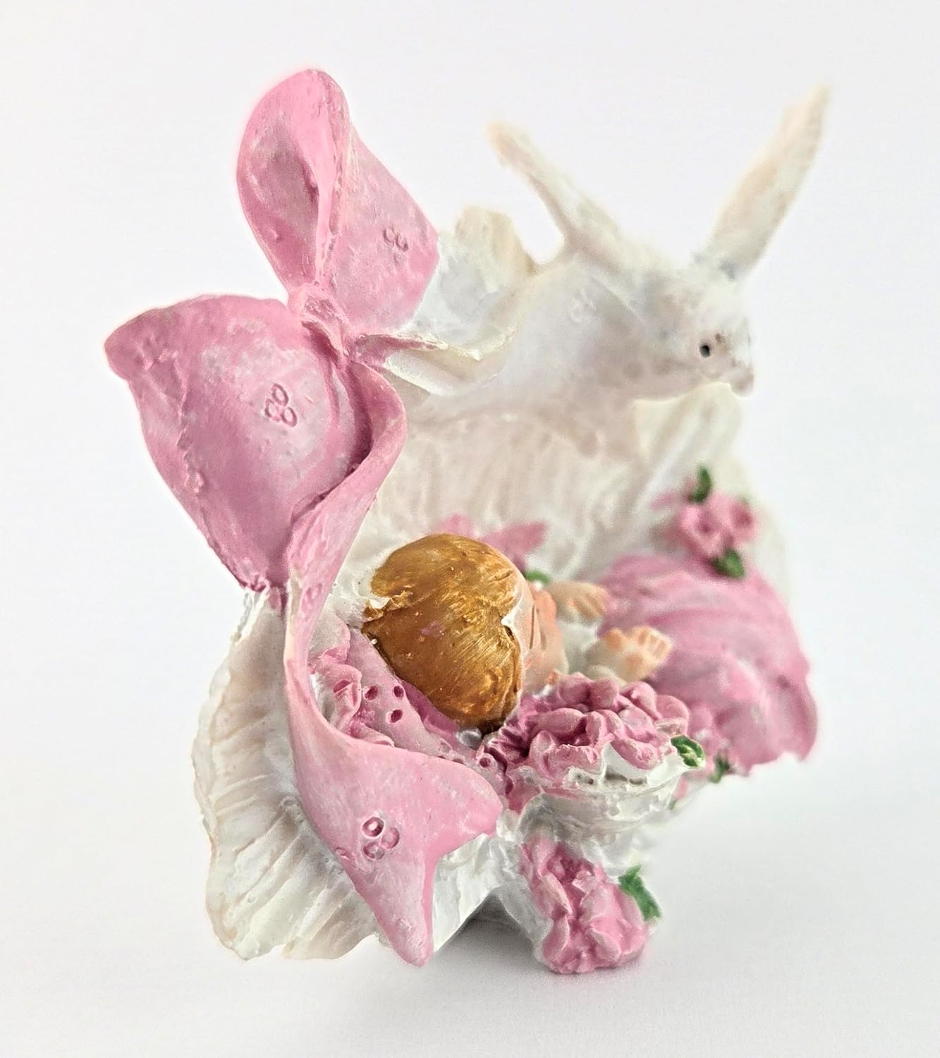 Party Favors Plus Baby in Clam Shell Figurine Pink White Polyresin 2.5 Inch
