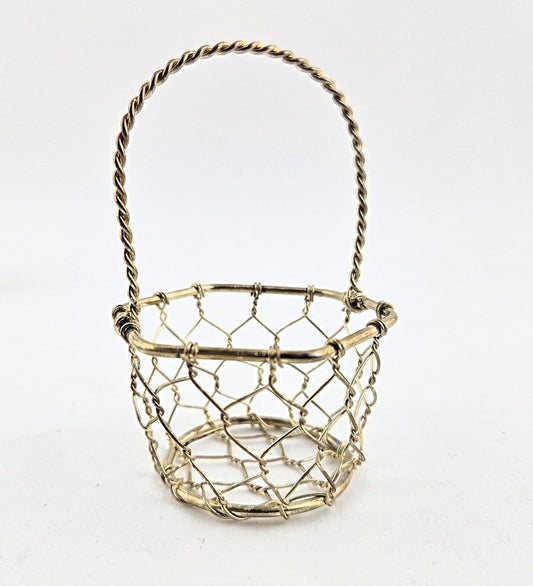 Party Favors Plus Gold Tone Miniature Hexagon Wire Basket with Twisted Handle 3.25 Inch 3 Piece Set