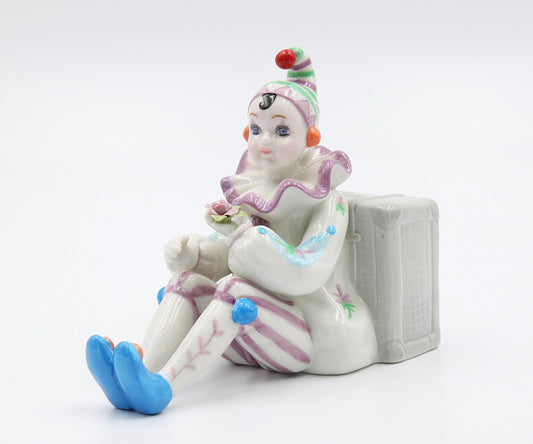 Cosmos Gifts Fine Porcelain Clown Sitting by Luggage Musical Figurine 5-5/8" H