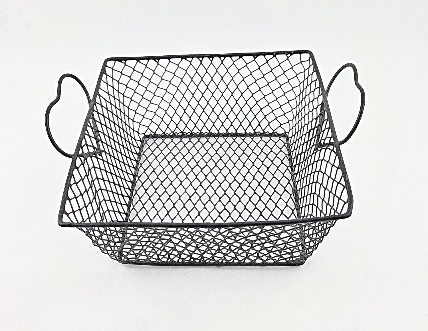 Party Favors Plus Wire Baskets Heart Shape Handles Metal White Black 8 Inch 4 Count