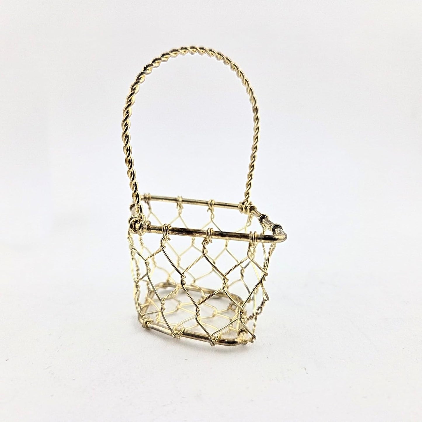 Party Favors Plus Gold Tone Miniature Diamond Shape Wire Basket with Twisted Handle 3.25 Inch 3 Piece Set