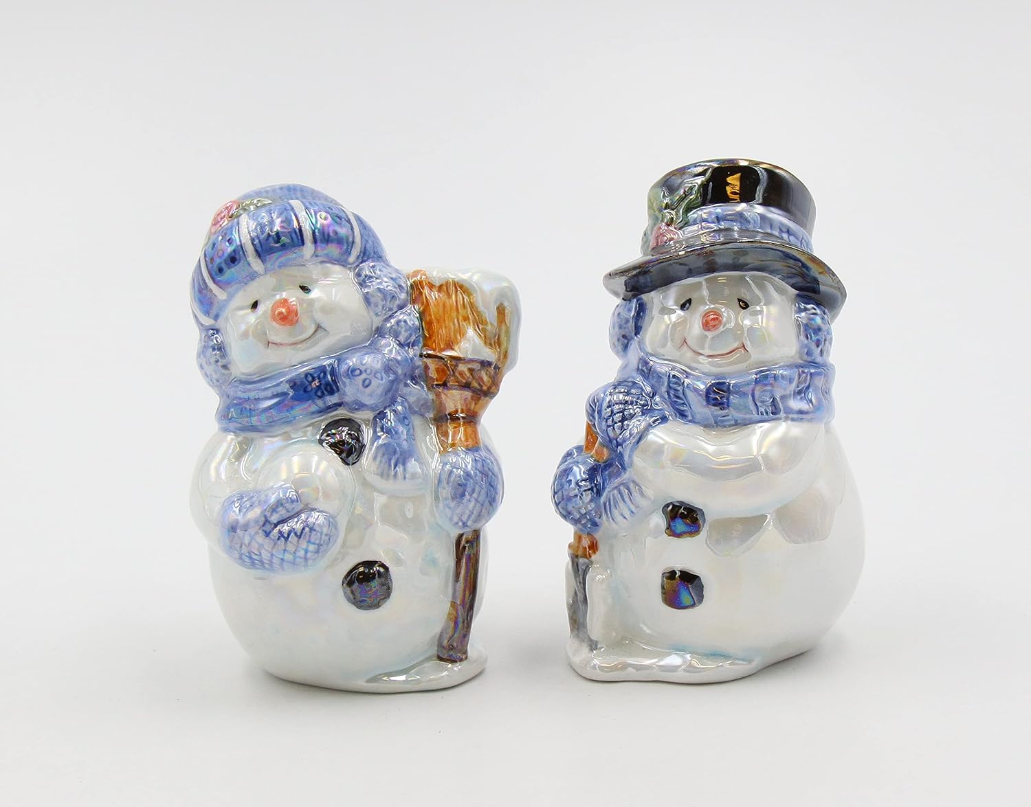 Cosmos Gifts Fine Ceramic Glossy Snowman Couple Salt and Pepper Shakers Set 3-1/2" H
