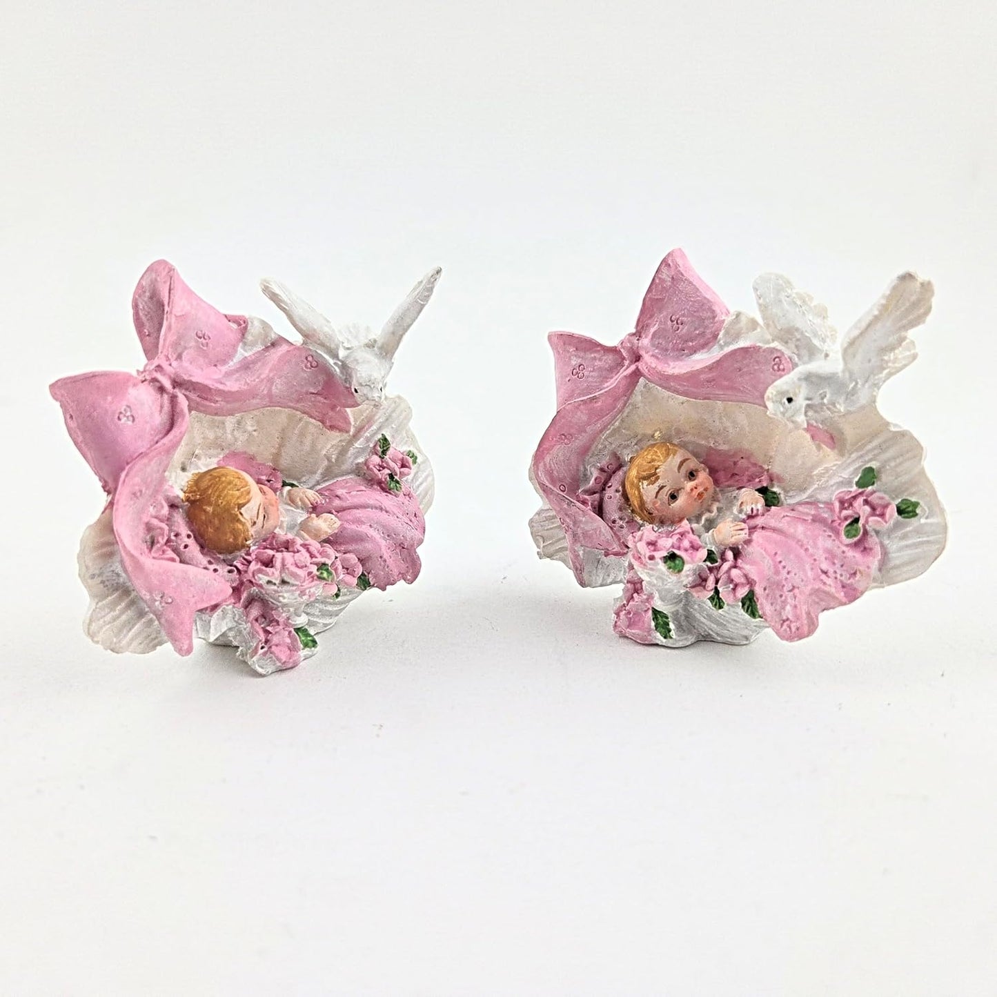 Party Favors Plus Baby Girl Sleeping in Clam Shell Polyresin Figurine Pink White 2.75 Inch Set of 2