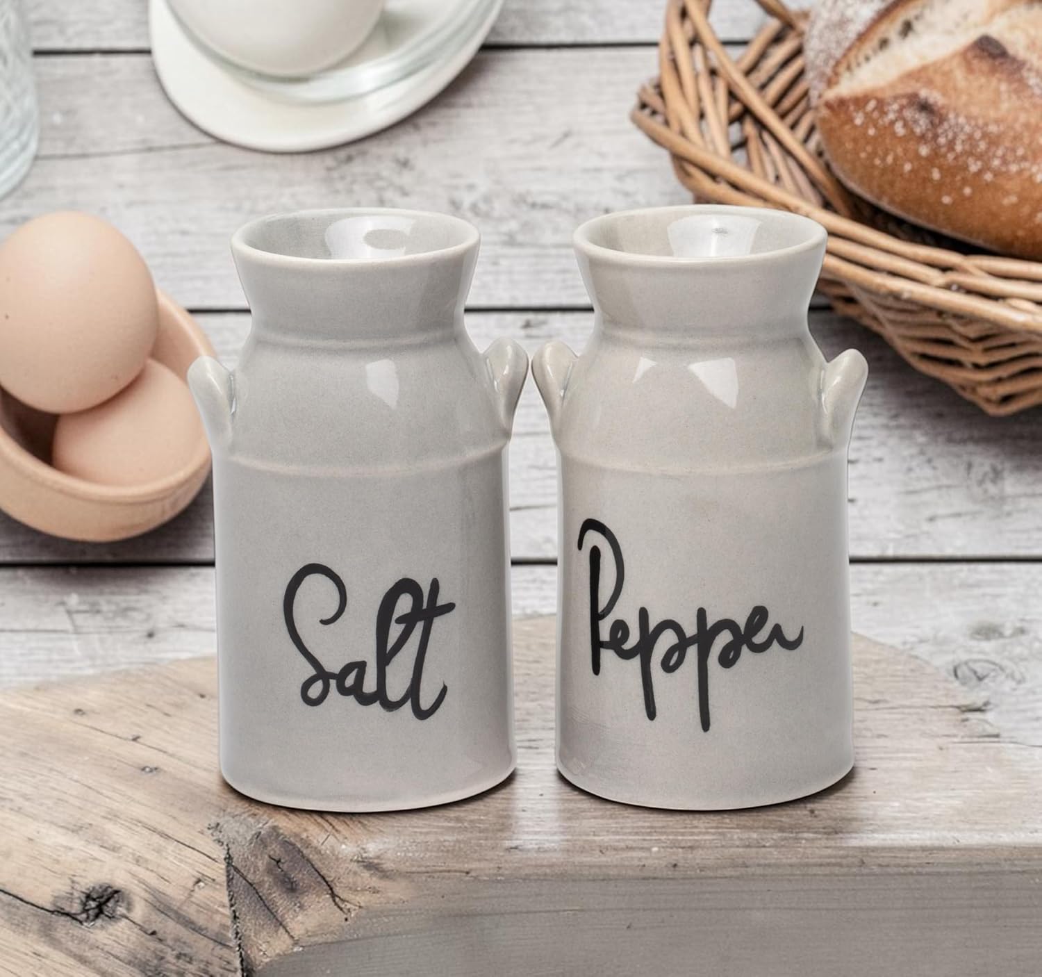 Cosmos Gifts Fine Porcelain Nostalgia Country Farmhouse Antique Milk Can Salt and Pepper Shakers Set 3-1/4" H