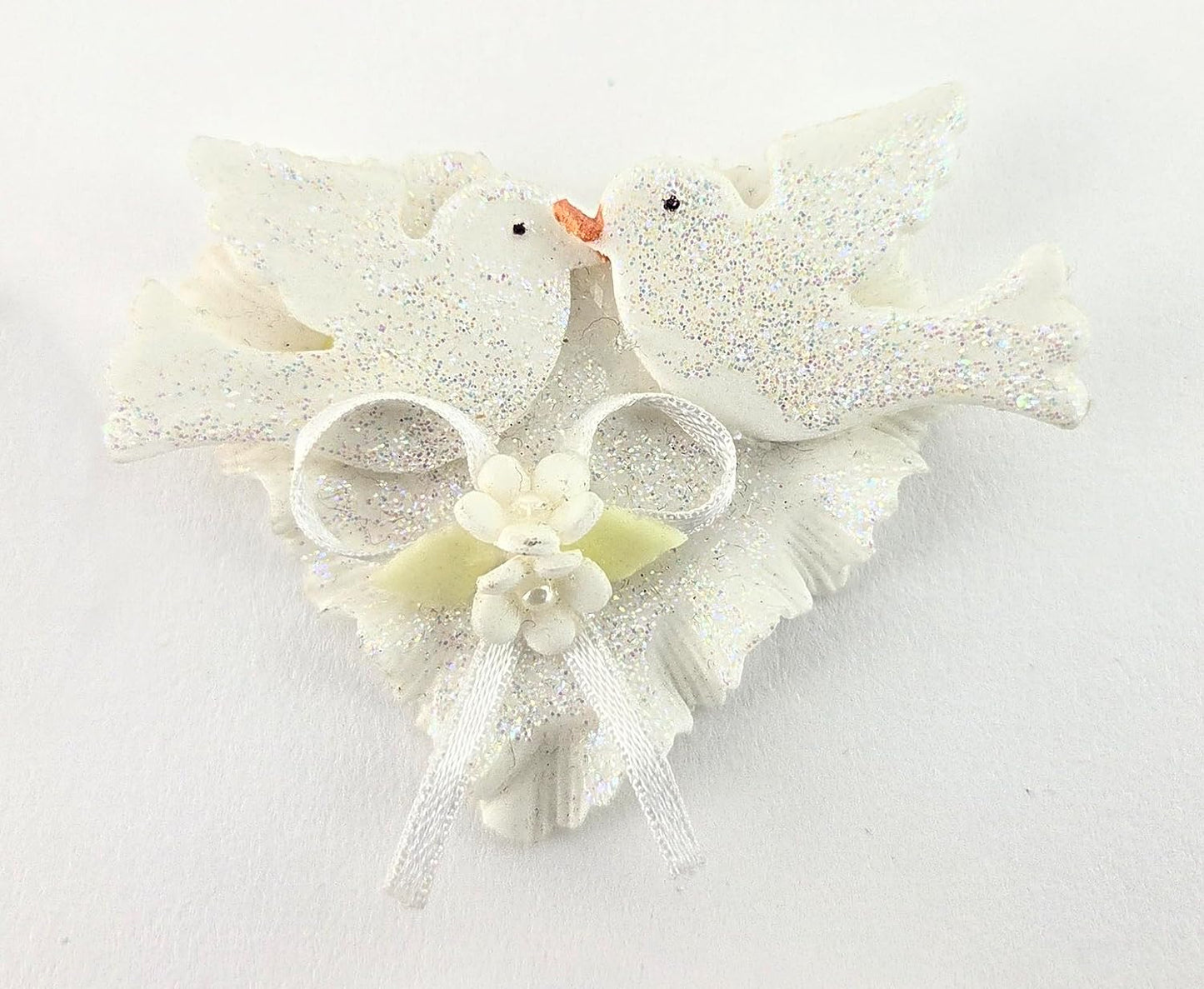 Party Favors Plus Cold Porcelain Mix Capias Figurines White 11 Count