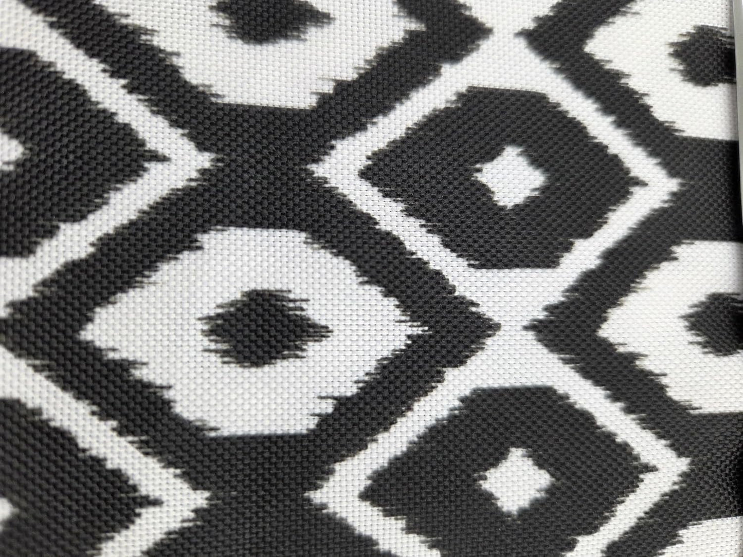 Party Favors Plus Black Ikat Outdoor Round Tablecloth with Zipper 60 In