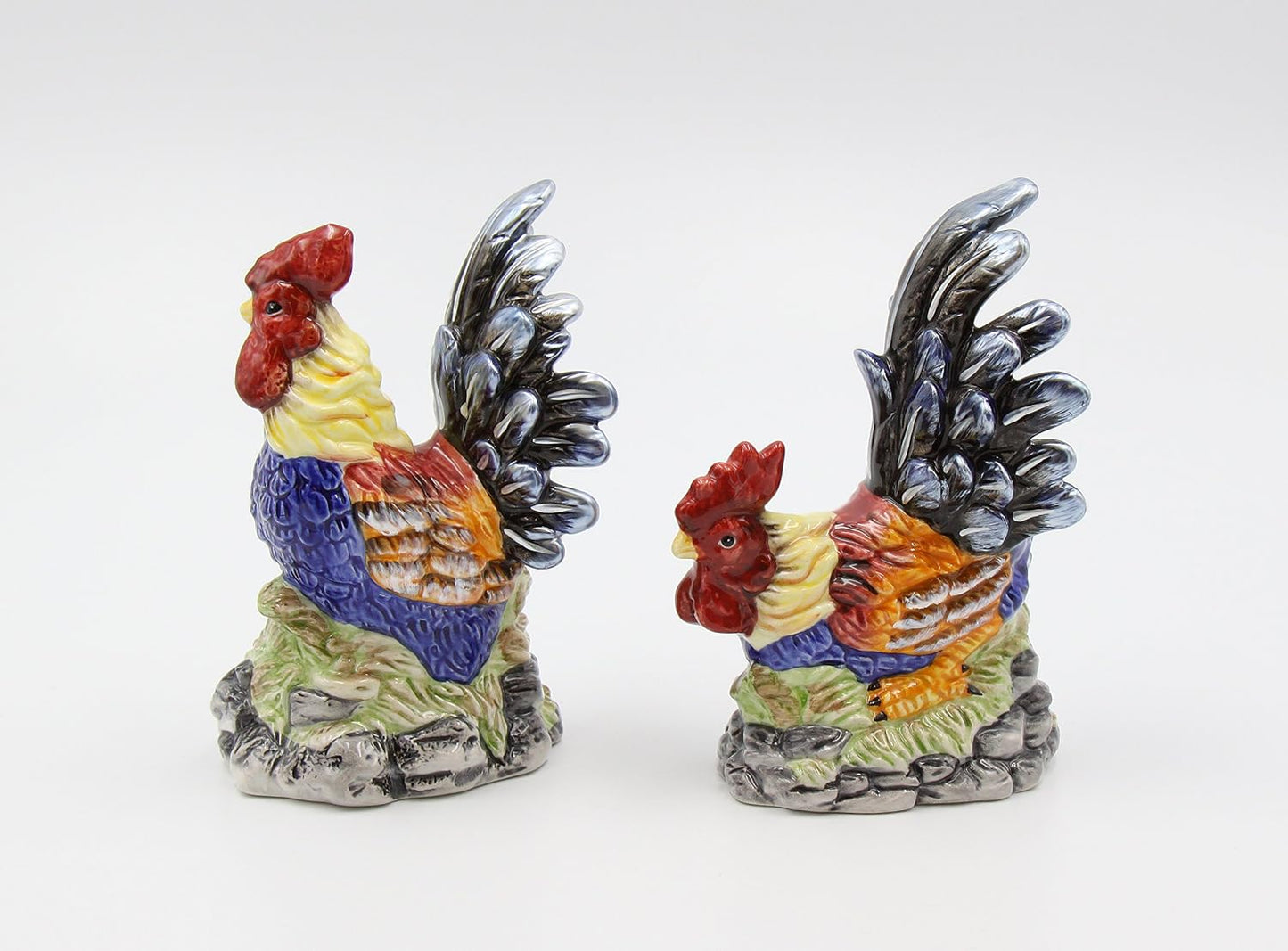 Appletree Design Ceramic Barn Yard Rooster Salt & Pepper Shaker Set 4-1/2" H